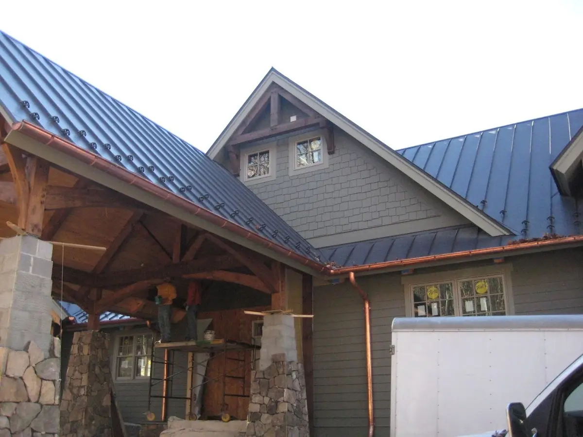 Craftsman Roofing team delivering quality roofing work in Round Lake Park